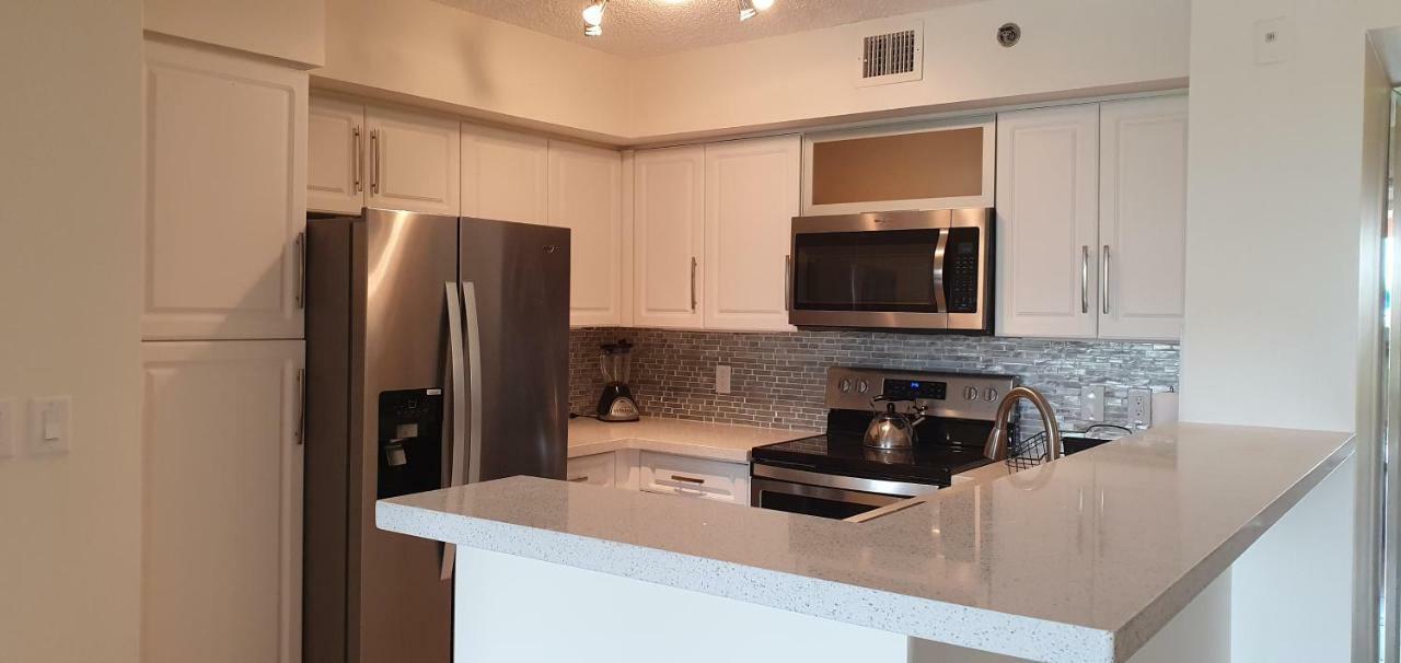 Appartement Yacht Club Aventura 2Br + 2Ba à Miami Extérieur photo