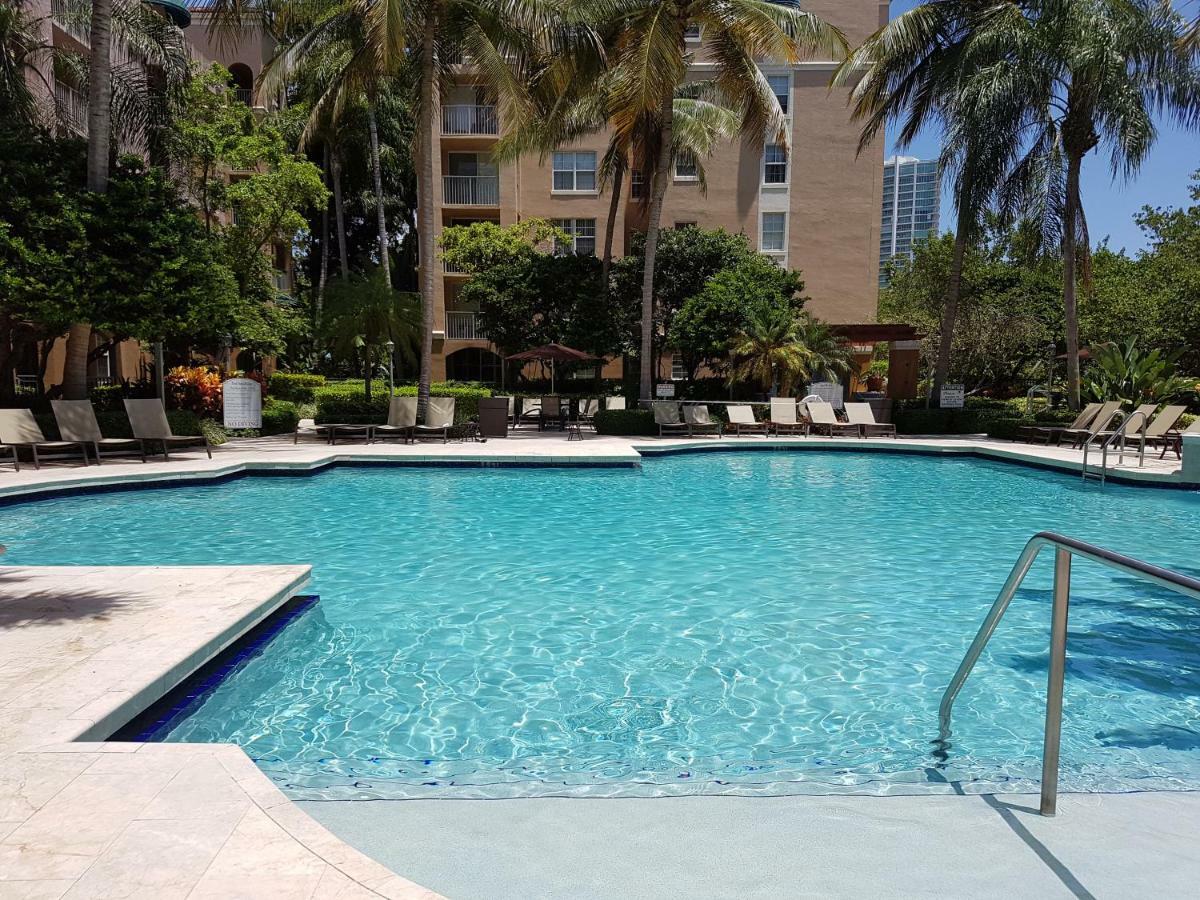 Appartement Yacht Club Aventura 2Br + 2Ba à Miami Extérieur photo